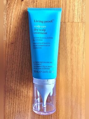 NEW! Living Proof Scalp Care Dry Scalp Treatment